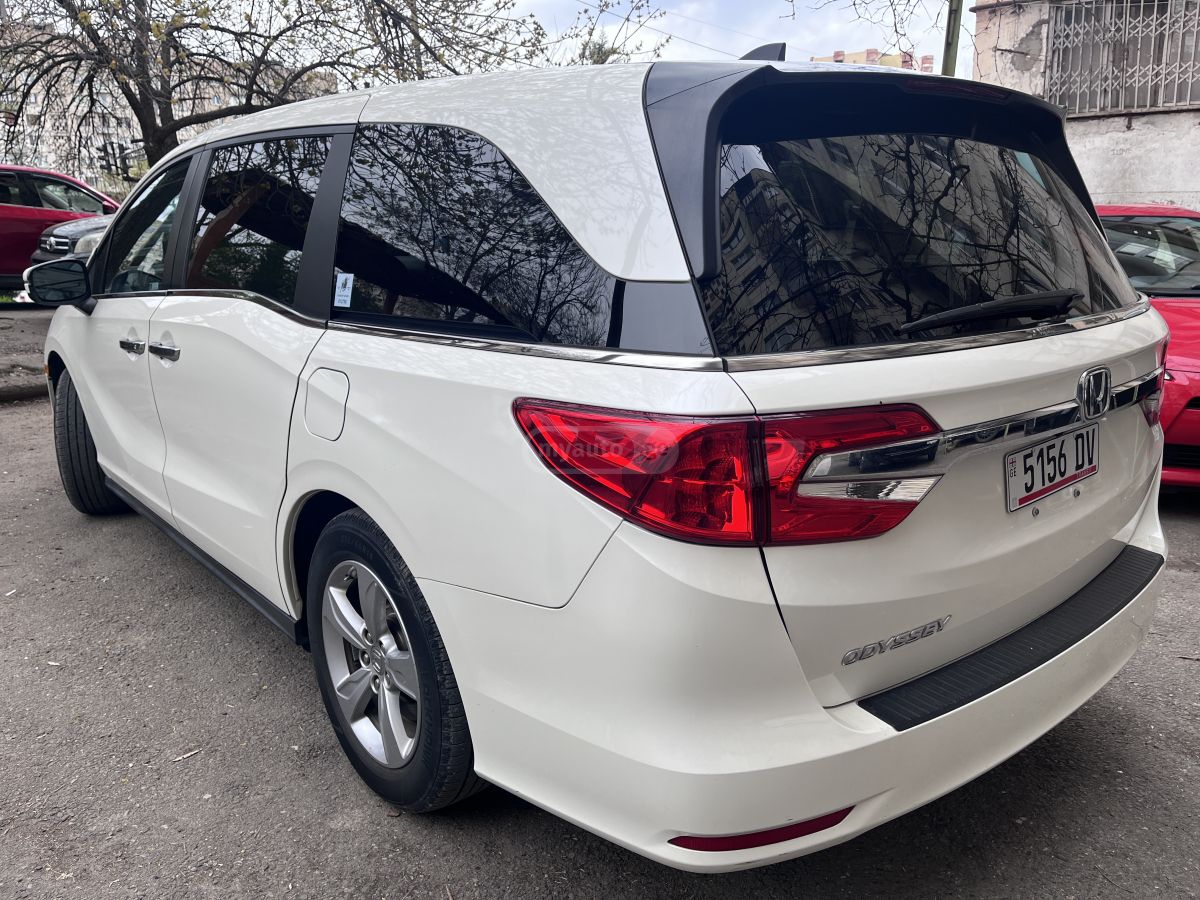 Honda Odyssey - фото 5