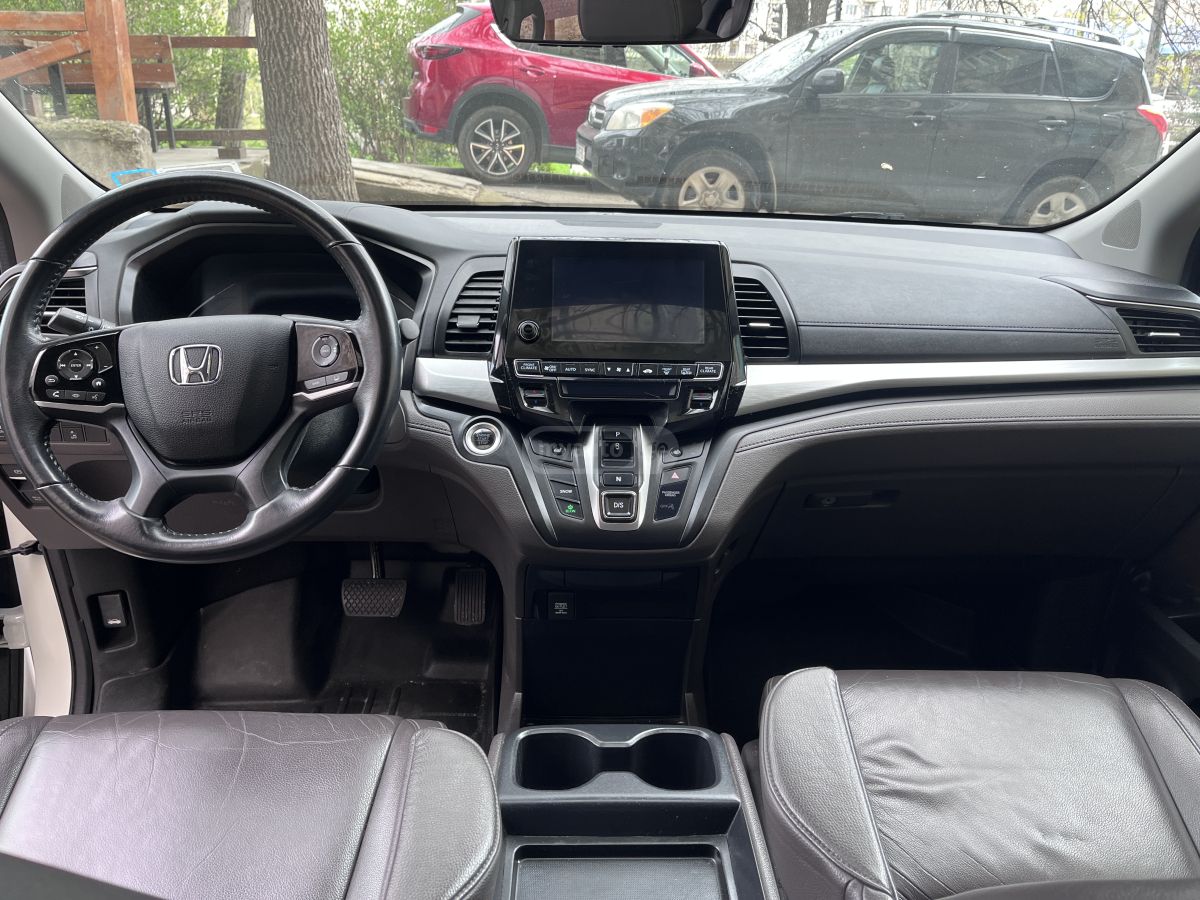 Honda Odyssey - фото 8