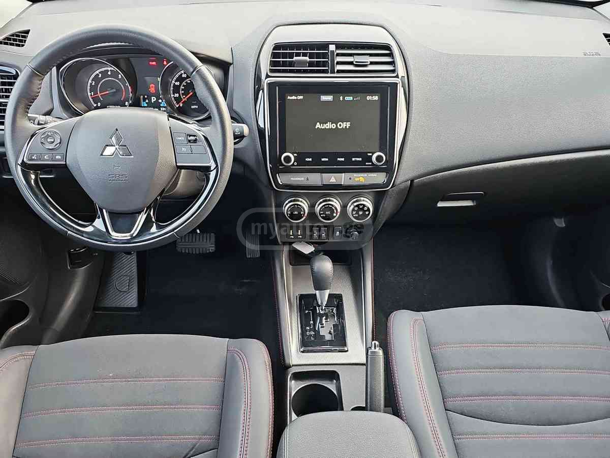 Mitsubishi Mitsubishi Outlander — миниатюра 8