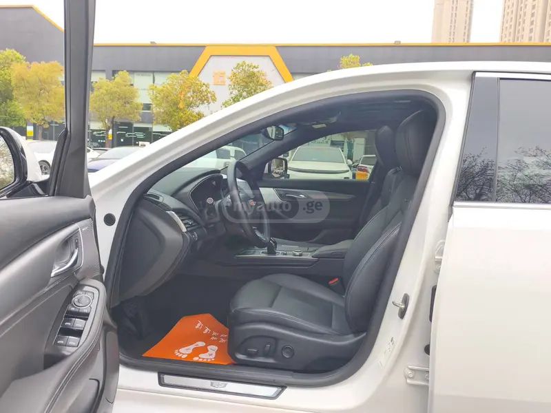 Cadillac CT5 2021 — миниатюра 10