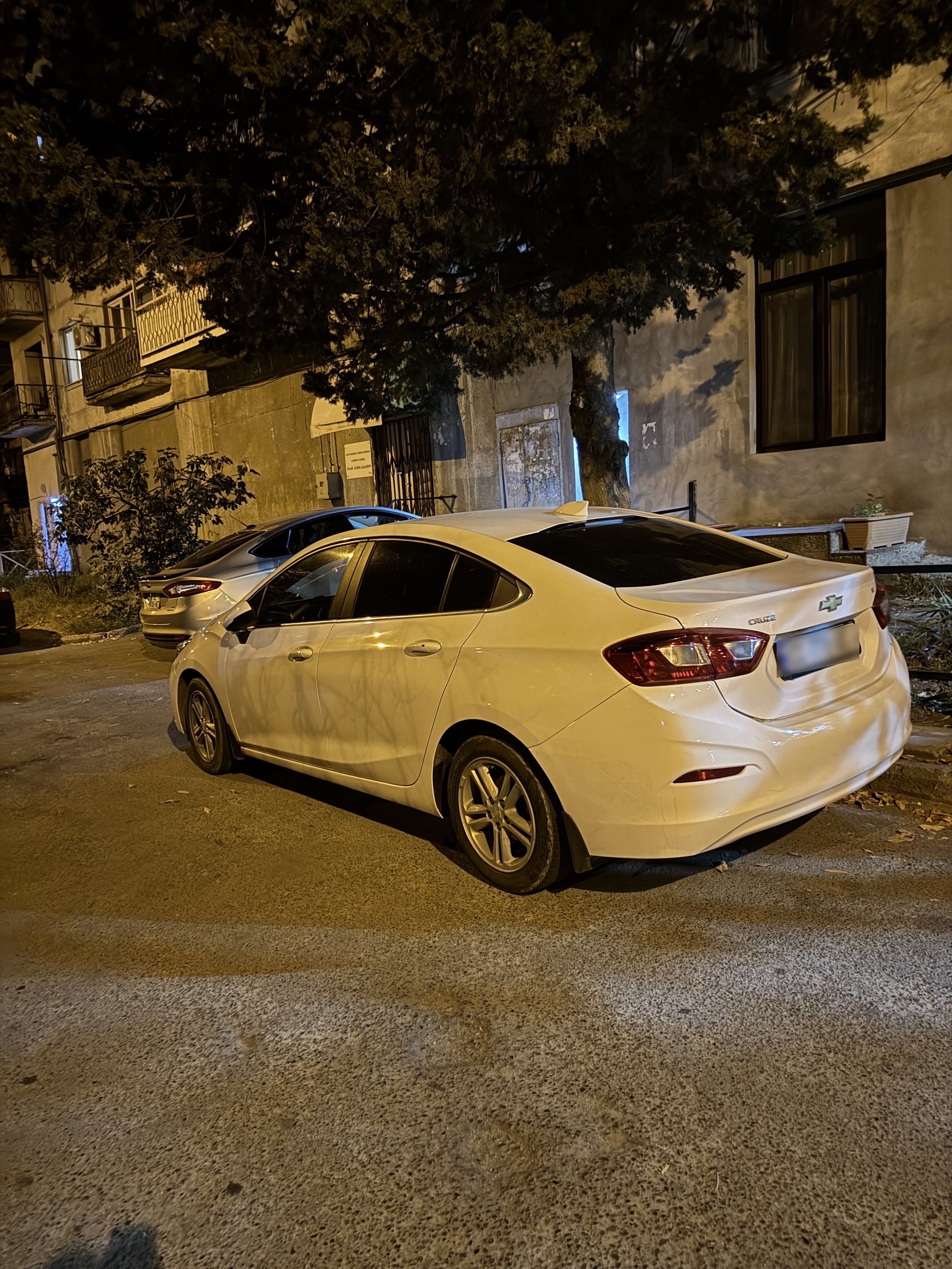 Chevrolet Cruze - фото 6