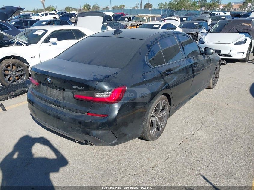 BMW 330 - фото 4