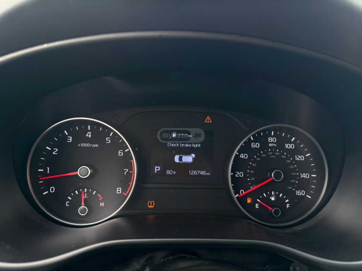 Kia Sportage - фото 6