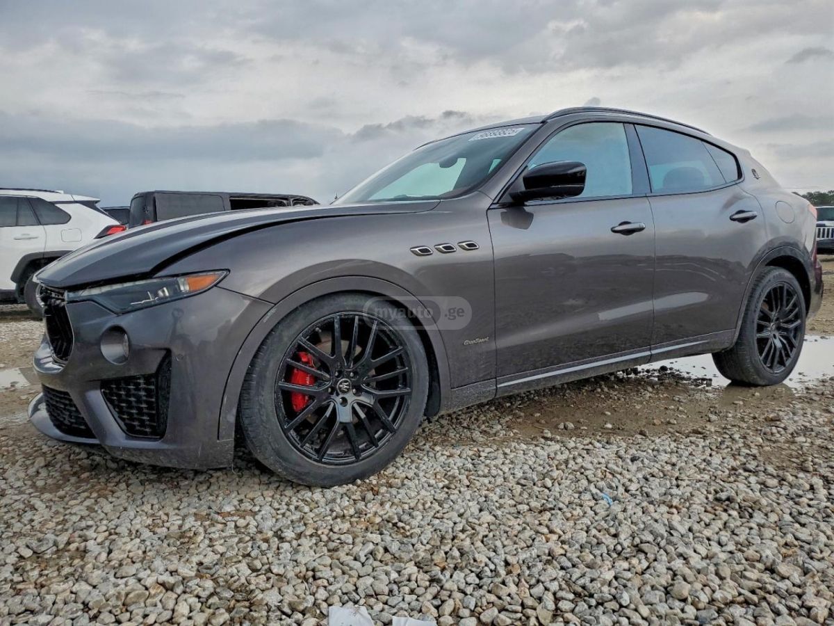 Maserati Levante 2021 — миниатюра 1