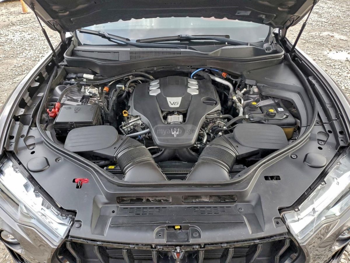 Maserati Levante 2021 — миниатюра 11