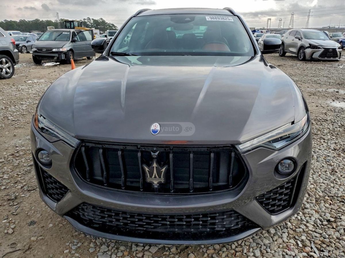 Maserati Levante 2021 — миниатюра 5