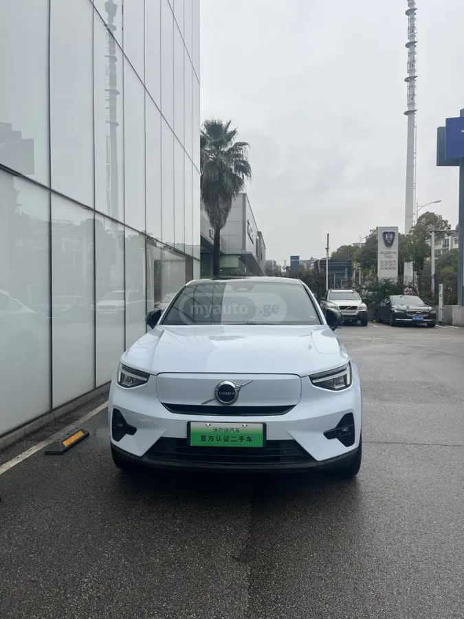 Volvo C40 2024 — миниатюра 2