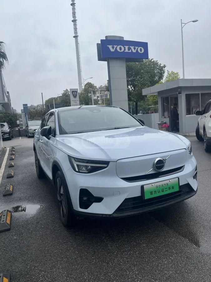 Volvo C40 2024 — миниатюра 3