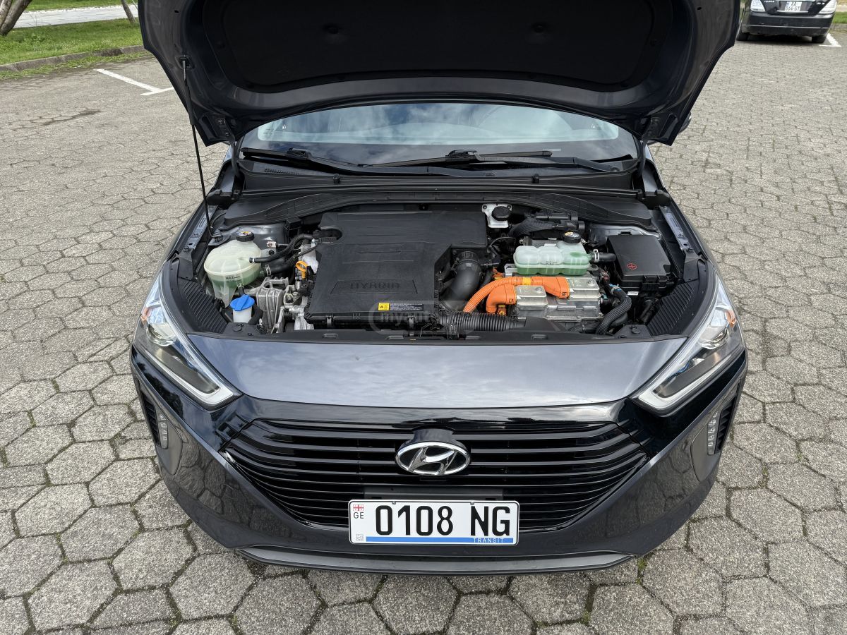 Hyundai Ioniq - фото 13