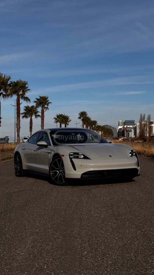 Porsche Taycan 4 S - фото 2