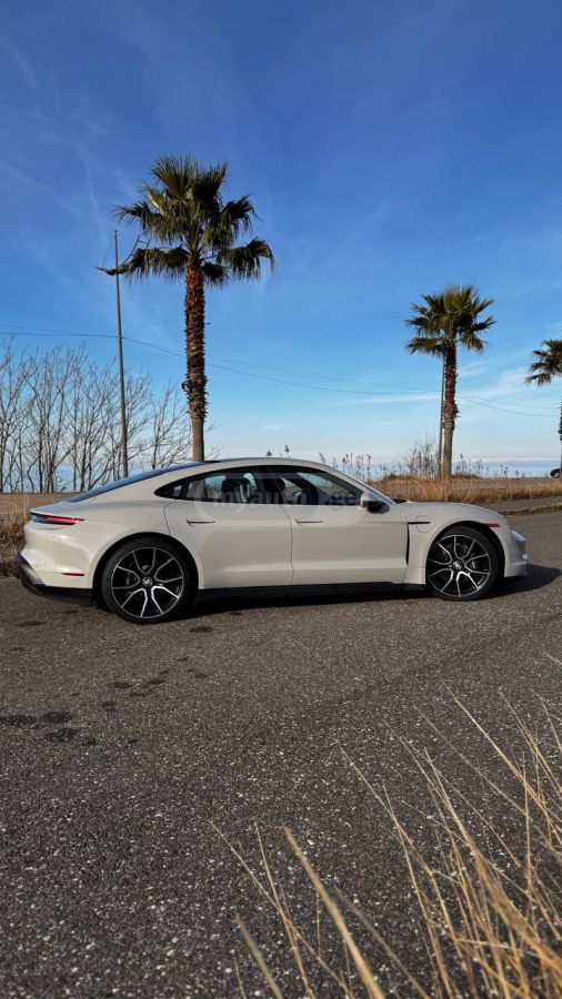 Porsche Taycan 4 S - фото 3