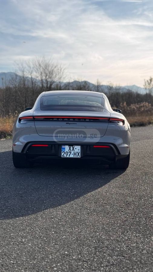 Porsche Taycan 4 S - фото 4