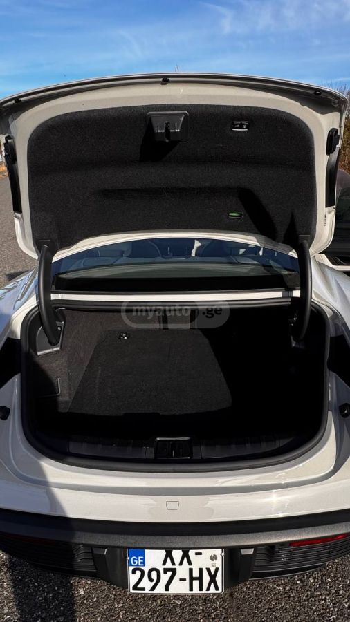 Porsche Taycan 4 S - фото 6