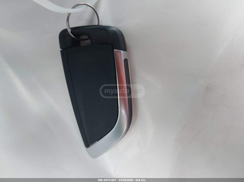 BMW i4 - фото 11