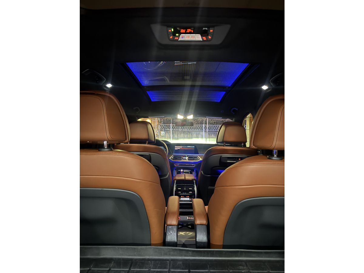 BMW X7 - фото 11