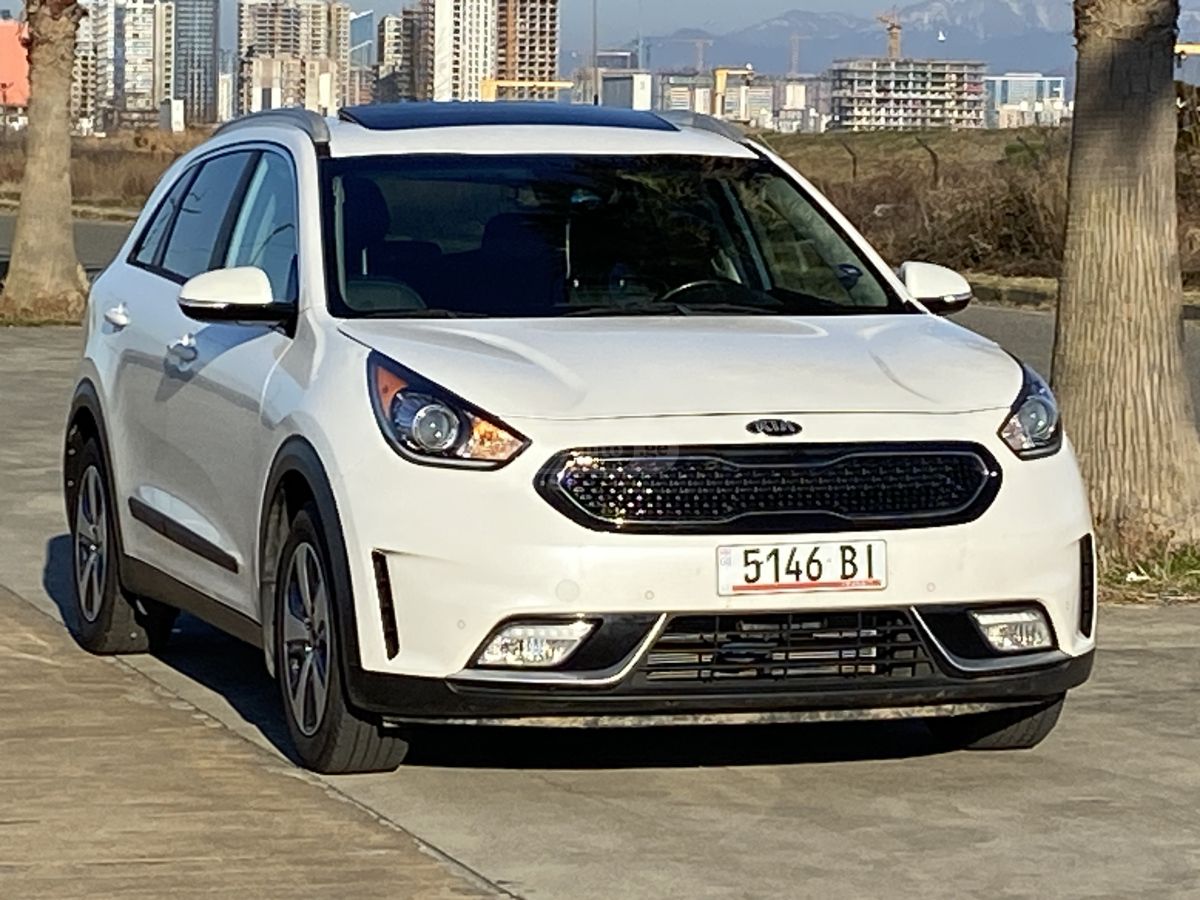 Kia Niro - фото 1