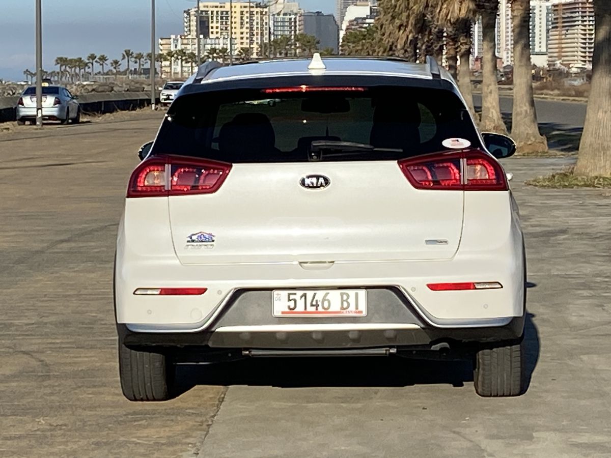 Kia Niro - фото 11