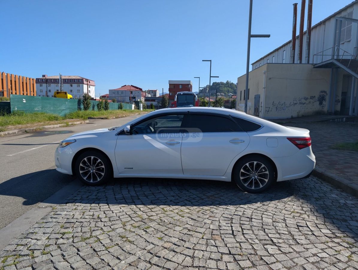 Toyota Avalon - фото 4