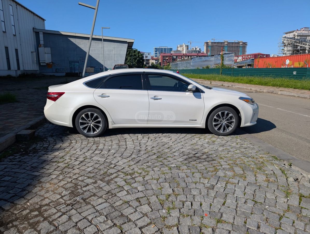 Toyota Avalon - фото 5