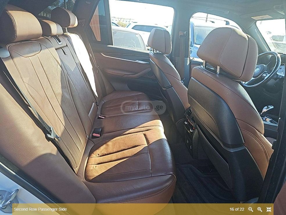 BMW X5 - фото 11