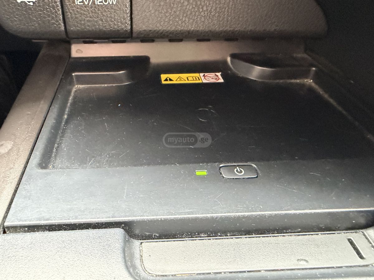 Toyota Camry - фото 10