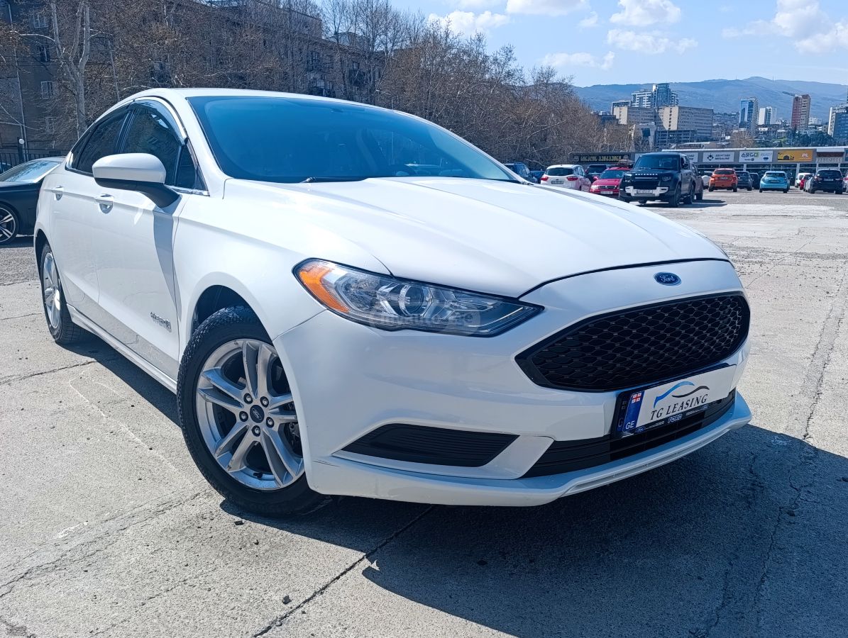 Ford Fusion - фото 2