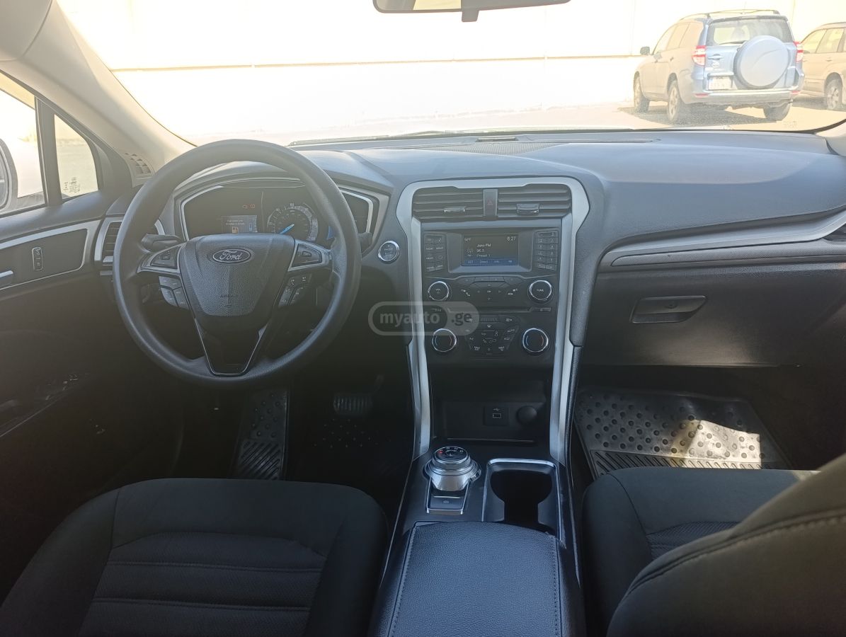 Ford Fusion - фото 6