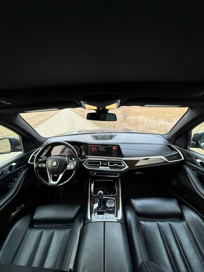 BMW X5 - фото 8