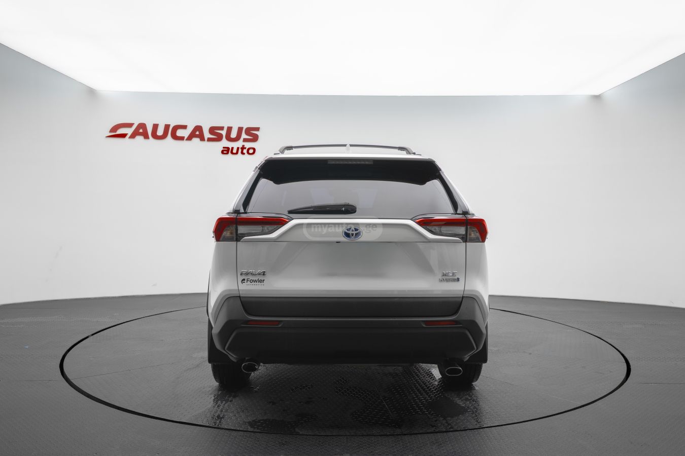 Toyota RAV 4 - фото 5