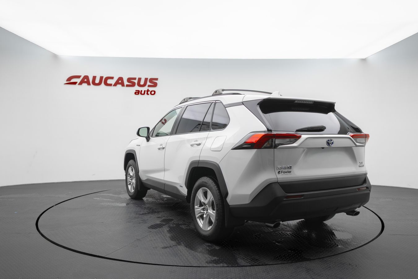 Toyota RAV 4 - фото 6