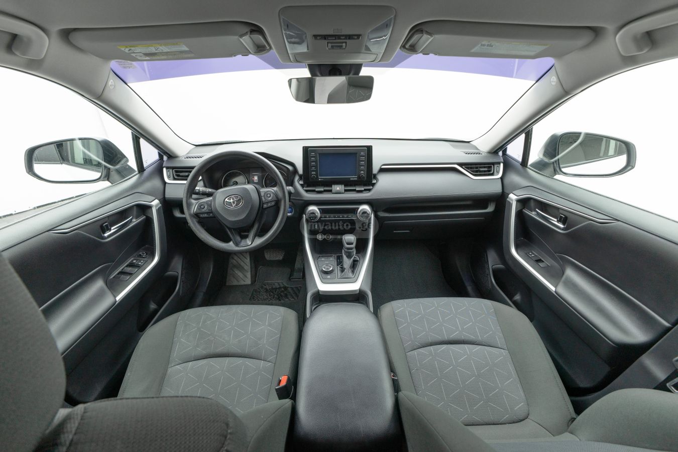 Toyota RAV 4 - фото 9