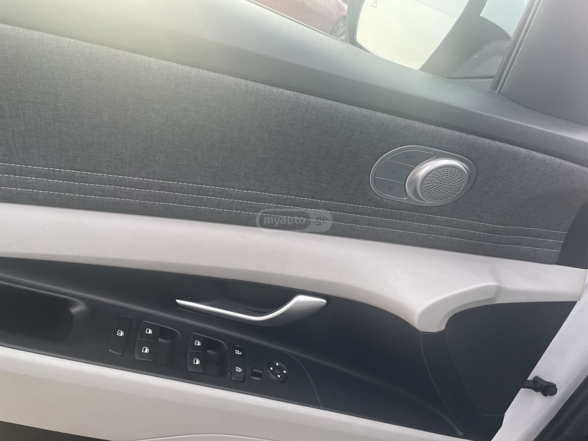 Hyundai Limited 4dr Sedan — миниатюра 7