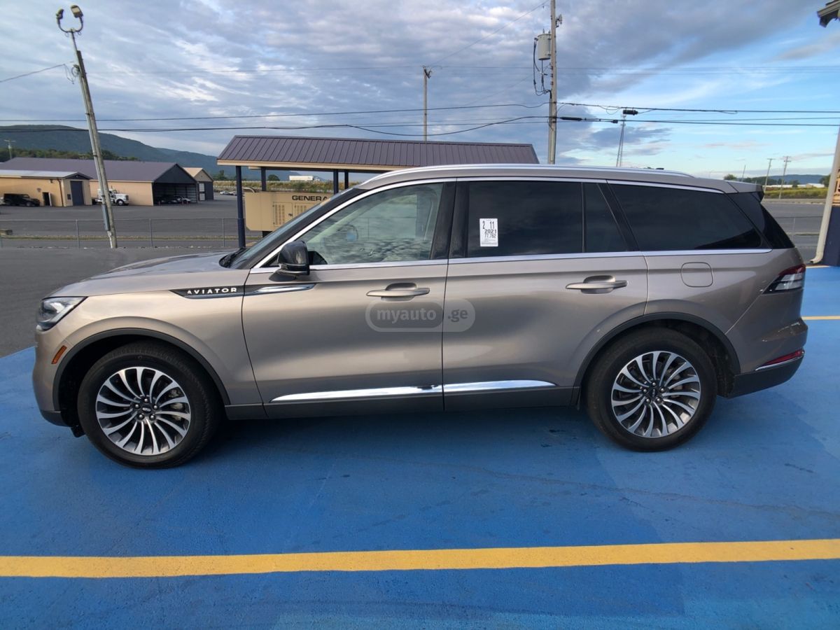 Lincoln Aviator 2021 — миниатюра 7