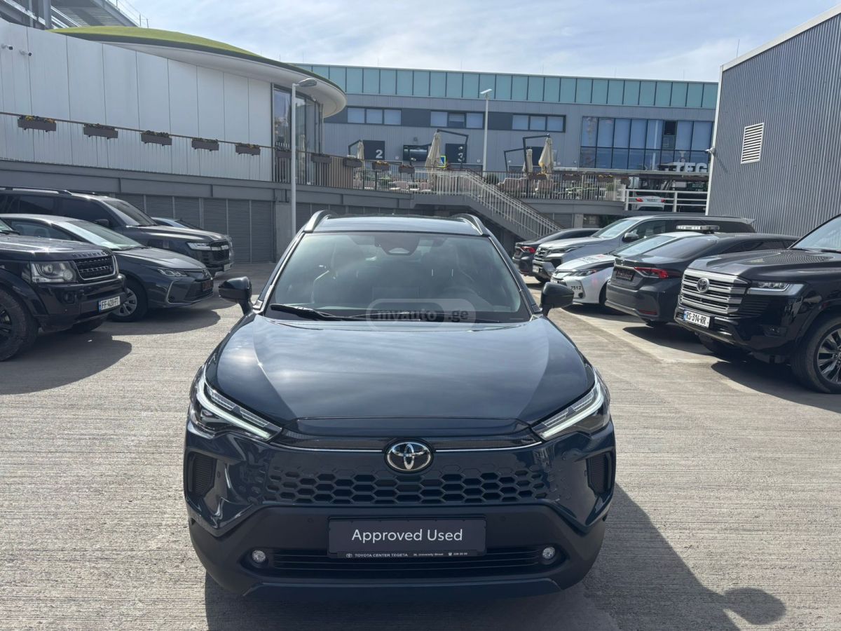 Toyota Corolla cross - фото 1