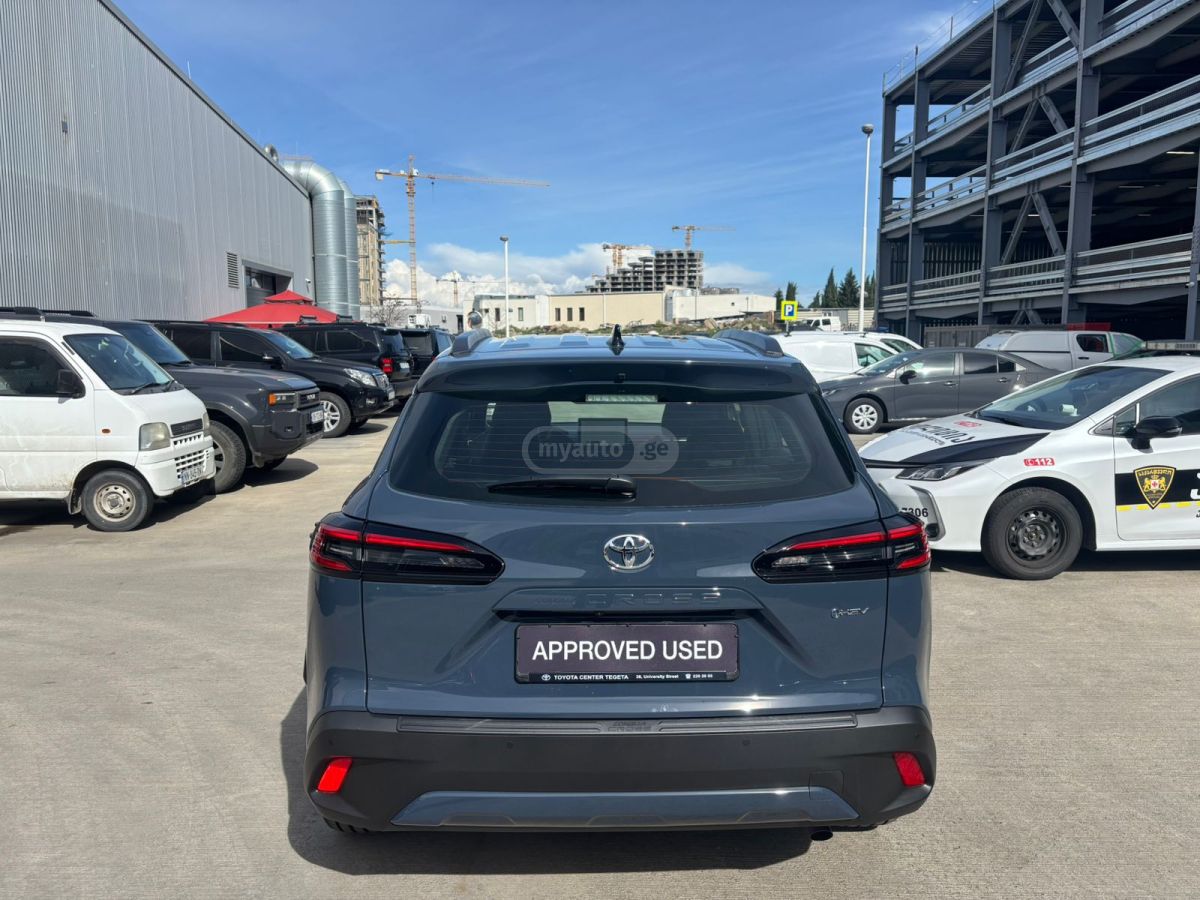 Toyota Corolla cross - фото 6