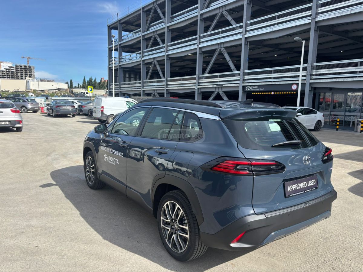 Toyota Corolla cross - фото 7