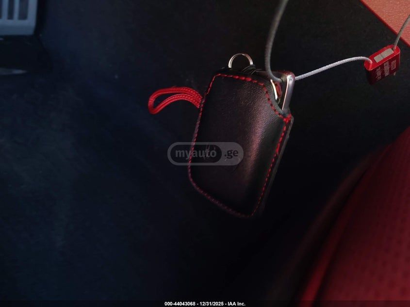 Lexus IS 350 - фото 11