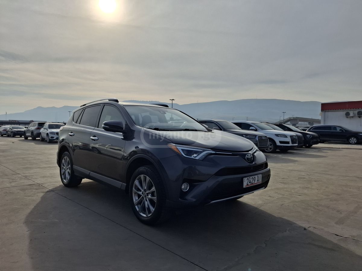 Toyota RAV 4 - фото 2
