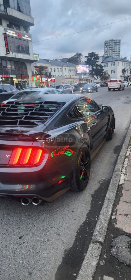 Ford Mustang - фото 2