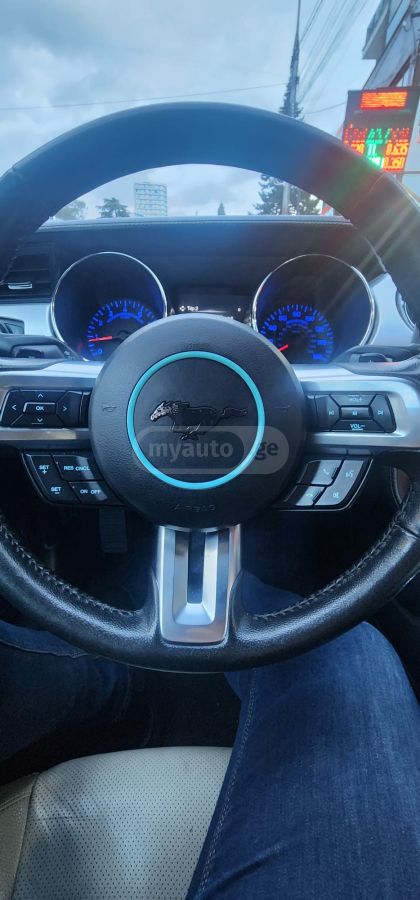 Ford Mustang - фото 5