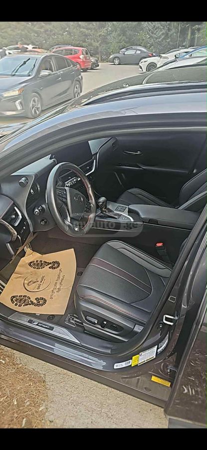 Lexus F SPORT Design 4dr All-Wheel D — миниатюра 14