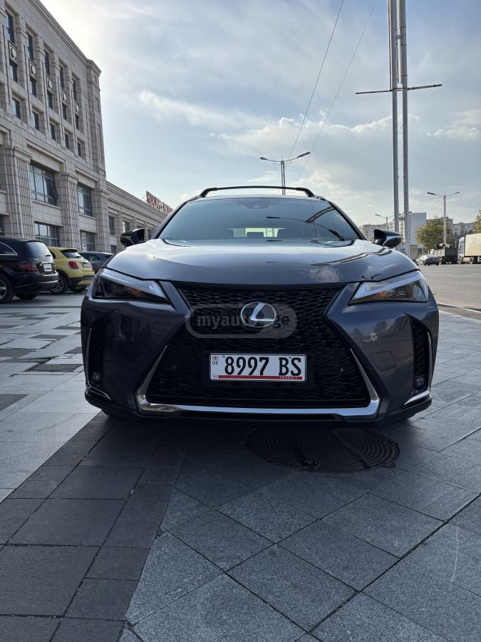 Lexus F SPORT Design 4dr All-Wheel D — миниатюра 4