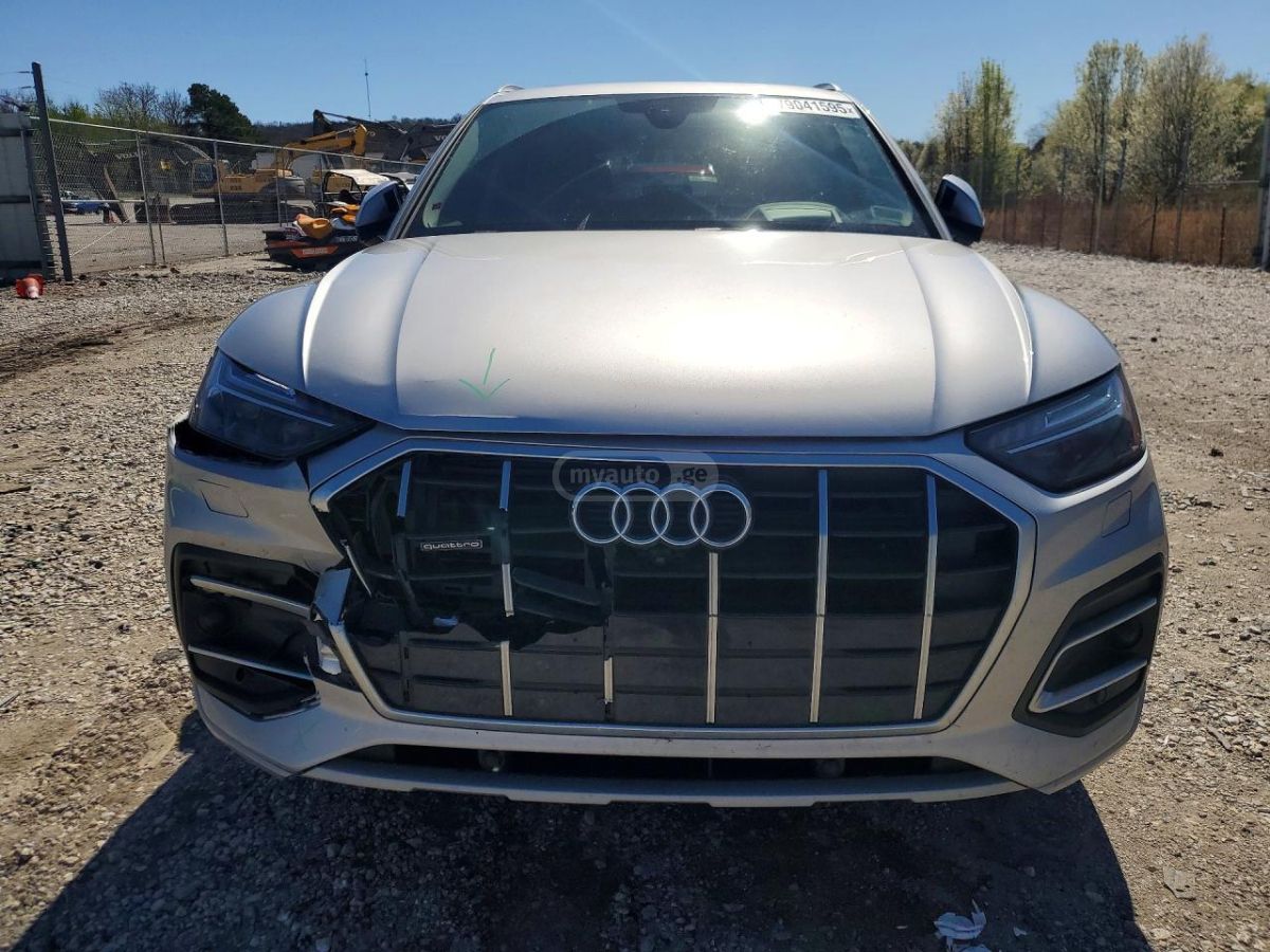 Audi Q5 - фото 5