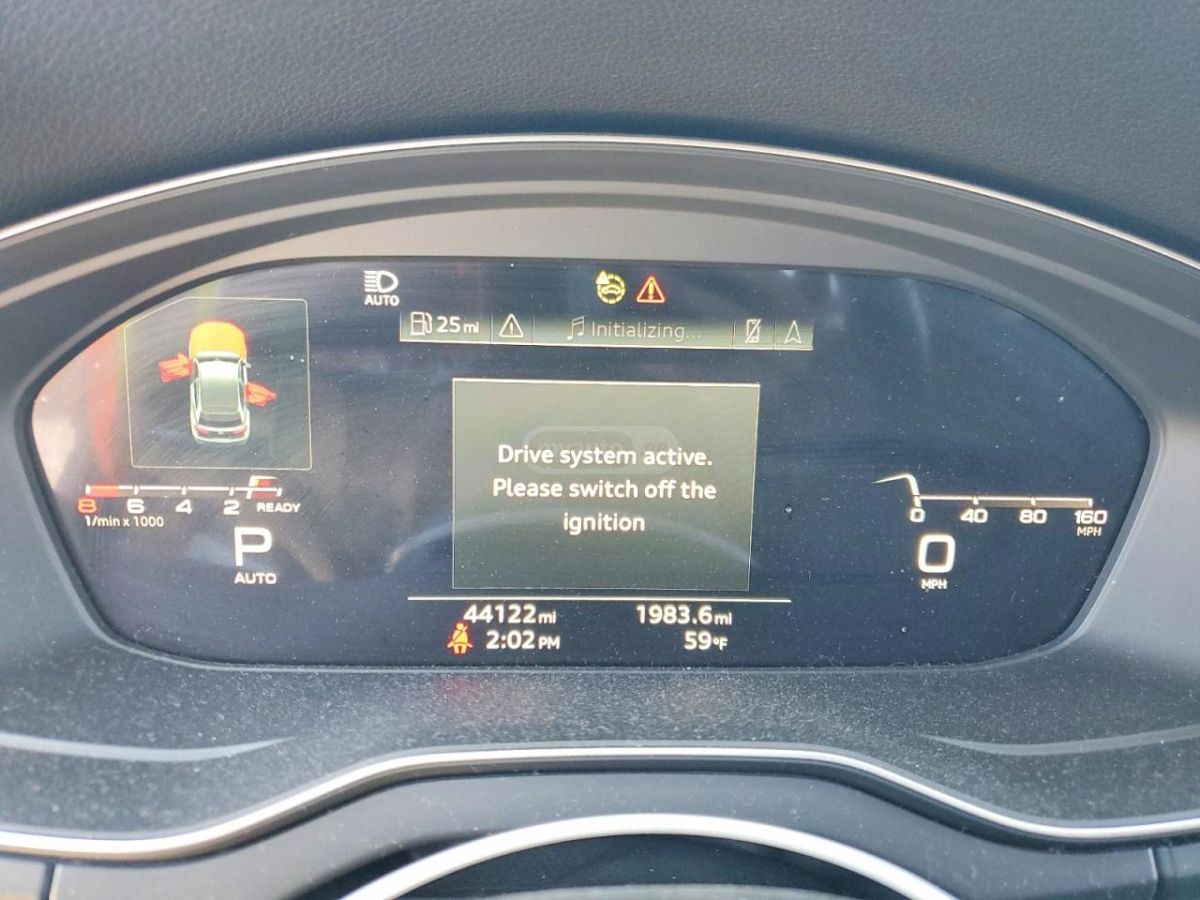 Audi Q5 - фото 9
