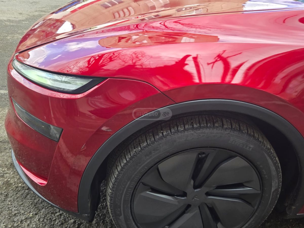 Tesla Long Range AWD — миниатюра 7