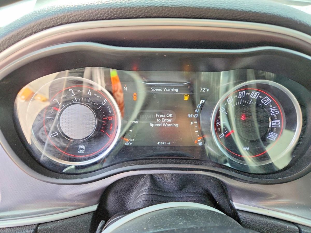 Dodge Challenger - фото 9