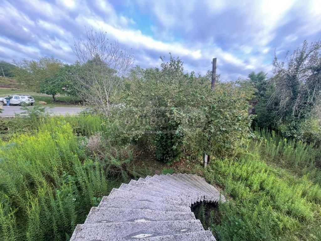 6 Room Private House For Sale view 12