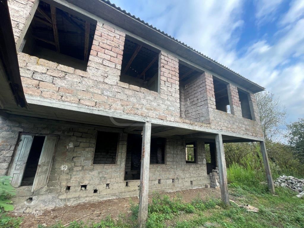 6 Room Private House For Sale view 4