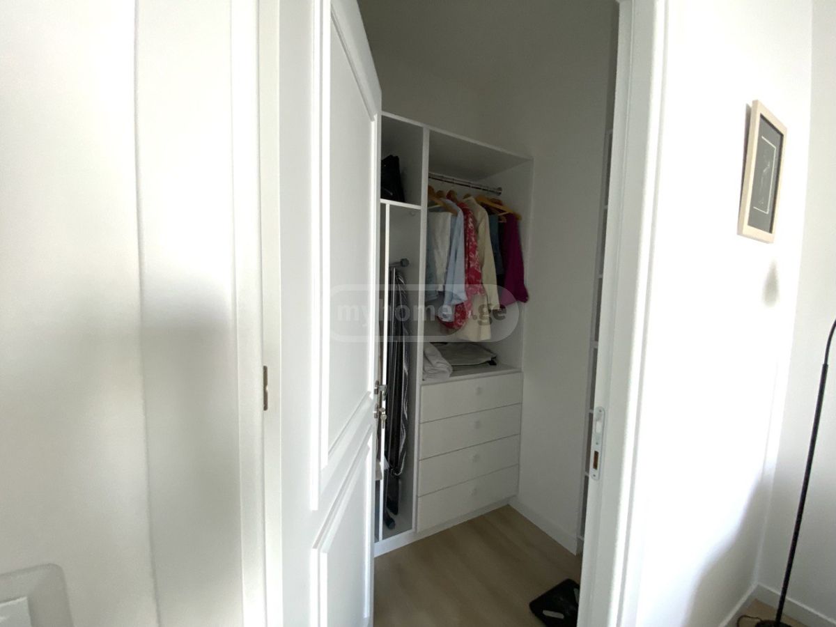 Продажа 2-комната Квартира view 8