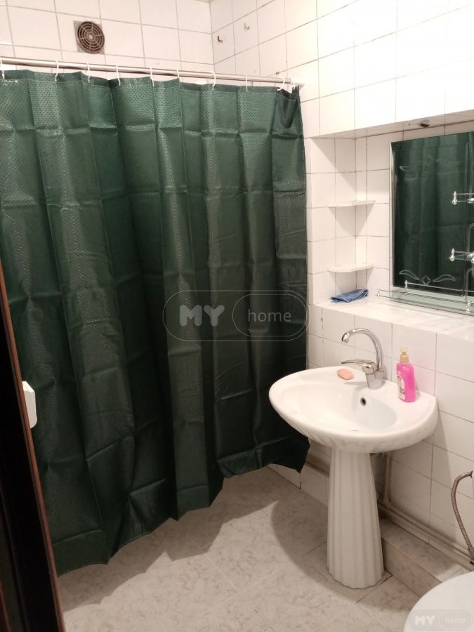 Daily Rent 2 Room Apartment Kutaisshi view 4